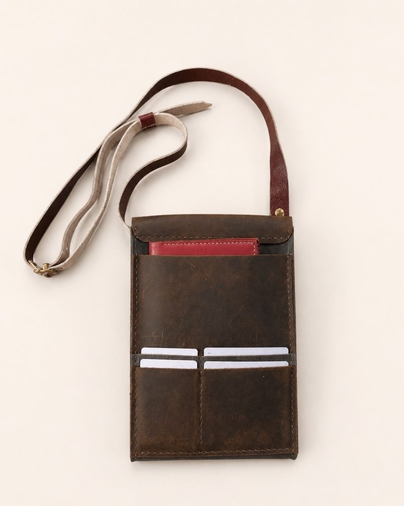 4-hour-leather-workshop-hoi-an-passport-crossbody-bag-card-pockets