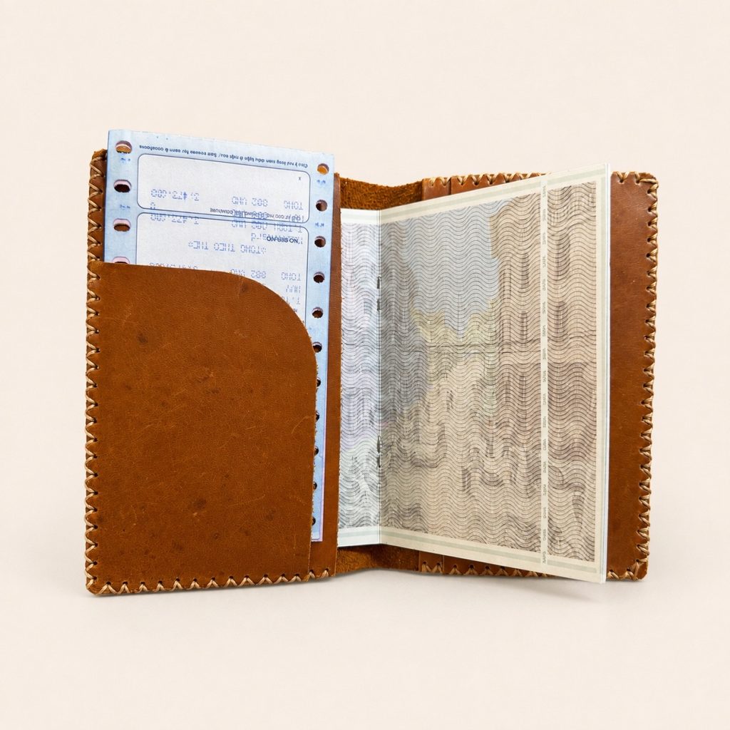 4-hour-leather-workshop-hoi-an-tan-travel-wallet-passport-interior